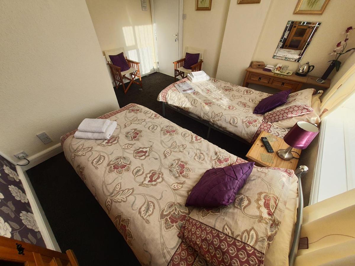 Caxton House Bed and Breakfast Skegness Exteriör bild
